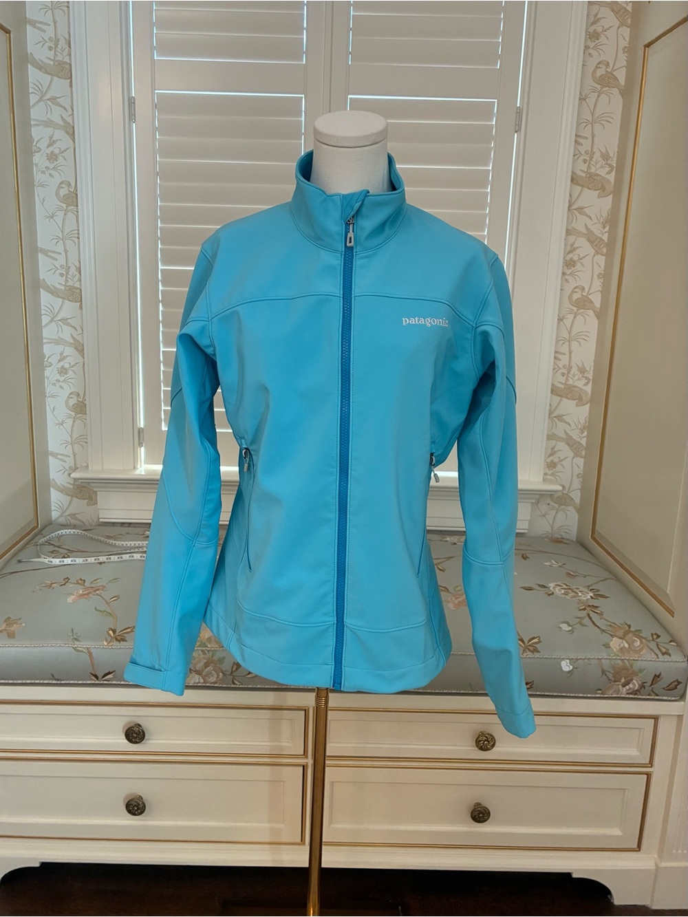 Patagonia Polartec Windbloc Sky Blue Women's Softshell Adze Jacket - Like New